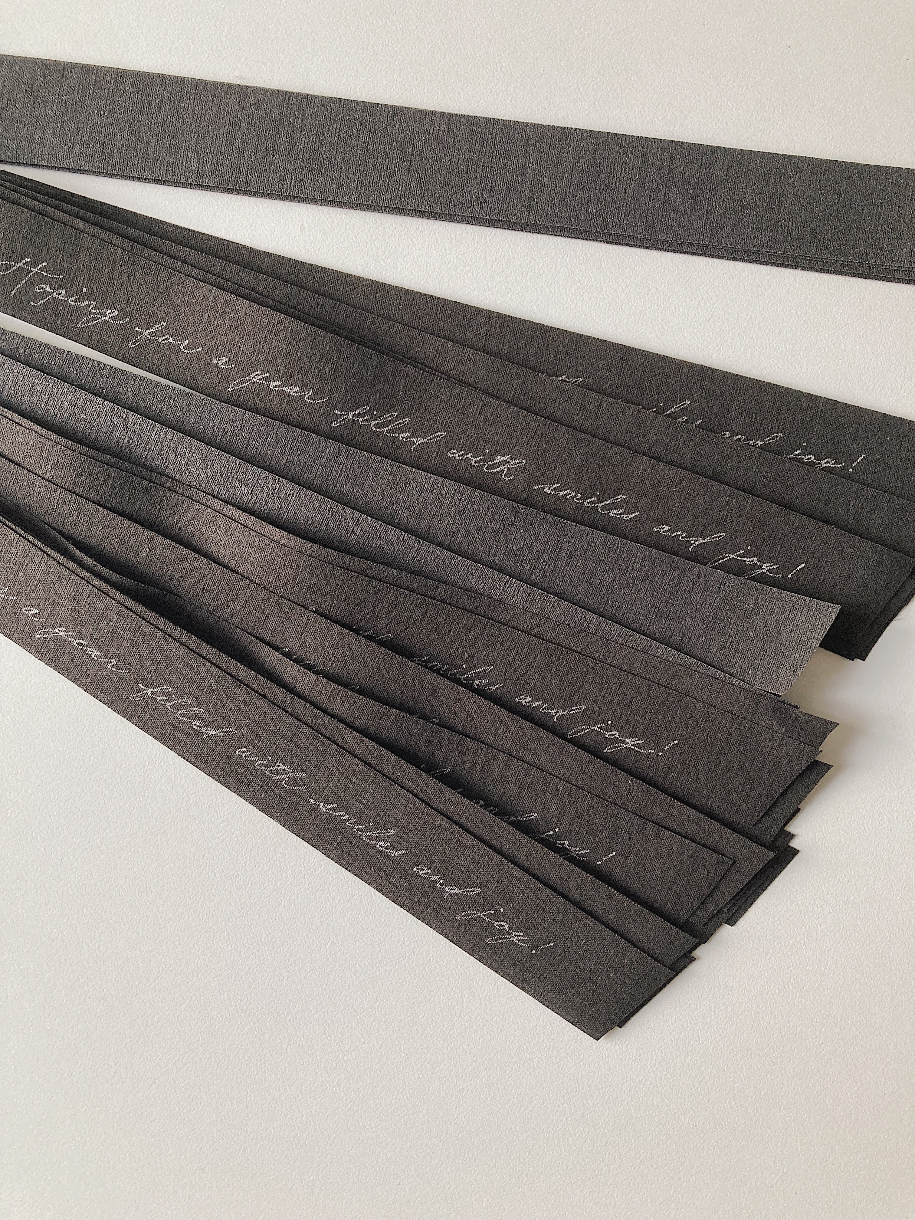 カリグラフィー リボン筆耕 クリスマスリース