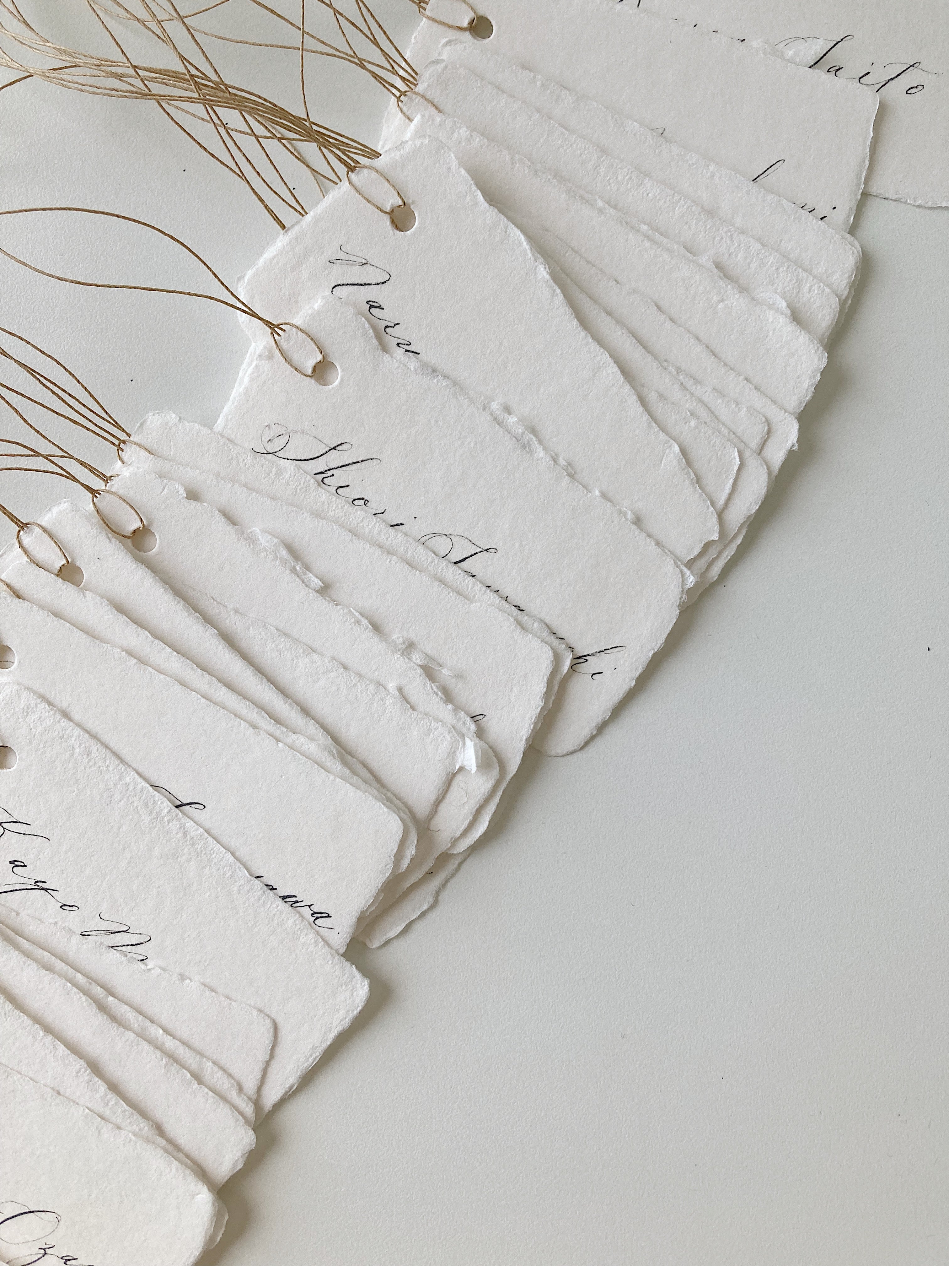 ハンドメイドペーパーの席札 / Handmade Paper Place cards