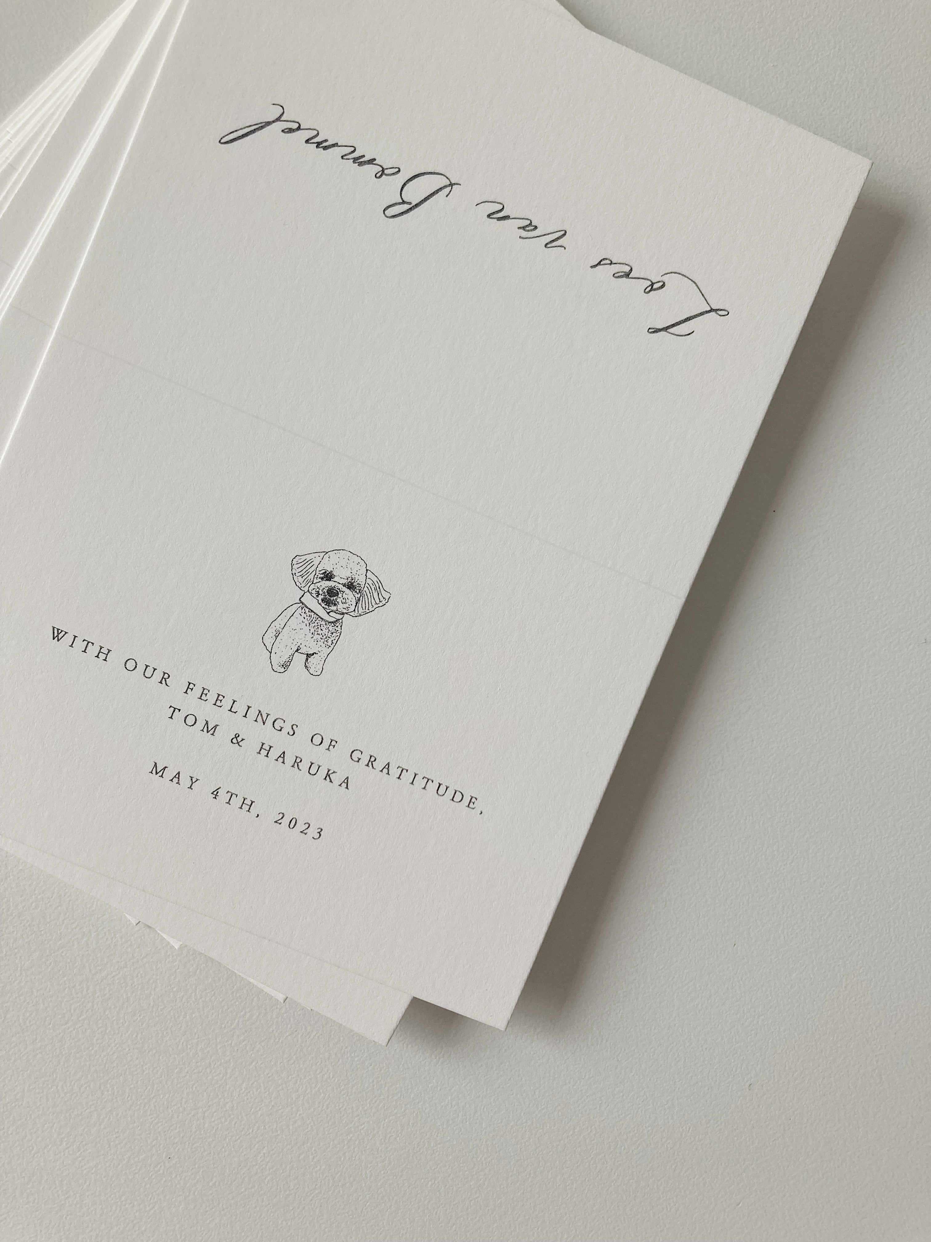 カリグラフィーの席札 愛犬イラスト