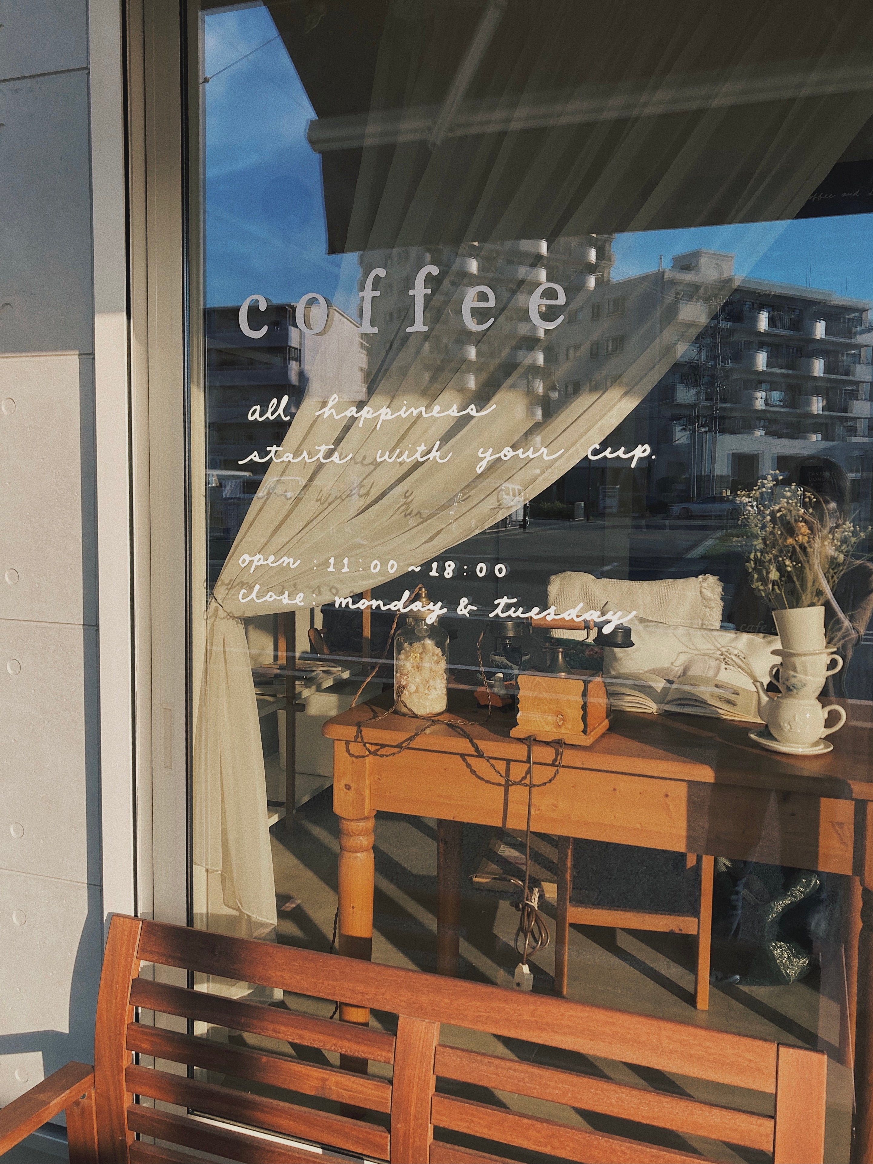 カフェのディスプレイ、看板、サイン、案内画像デザイン / DISPLAY & SIGN DESIGN