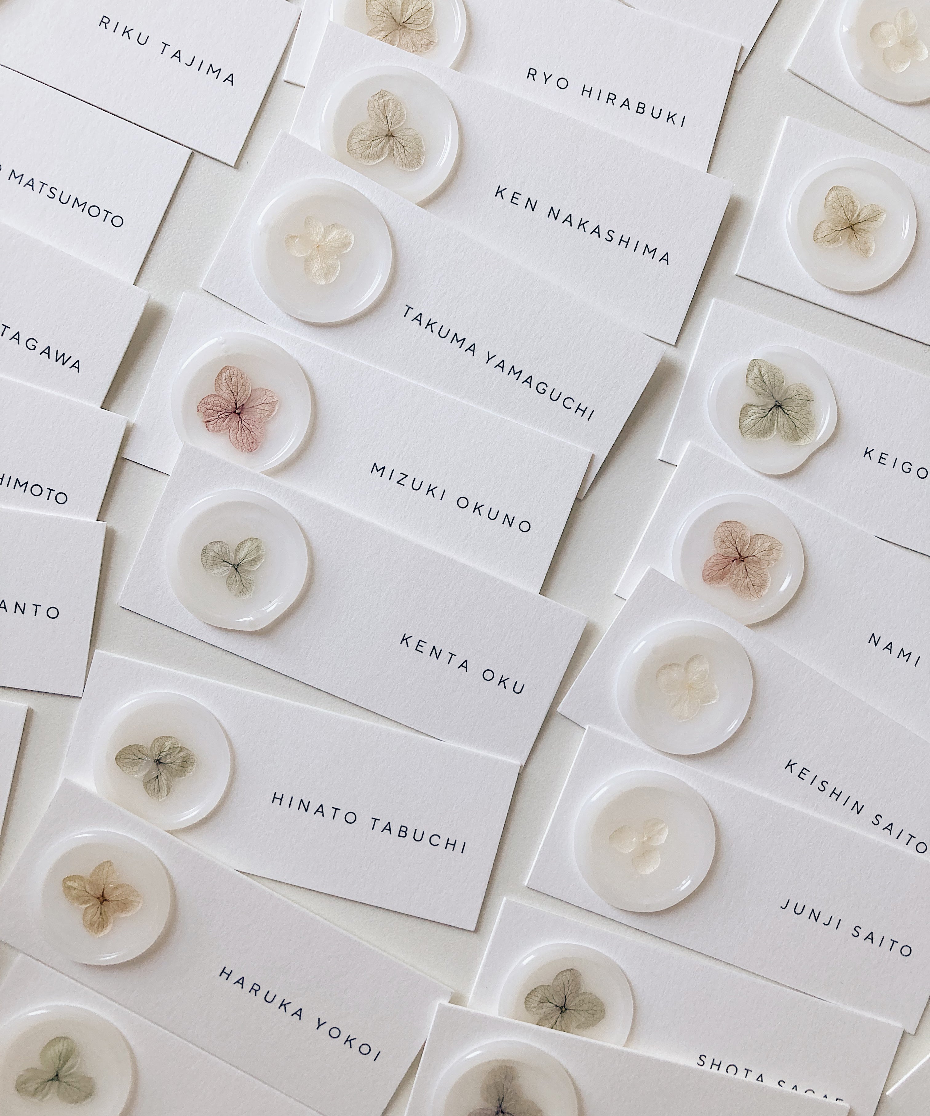 RECYCLING FLOWER PLACE CARDS / フラワーロスの席札
